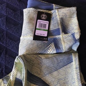 Under Amour fitted leggings in a large size